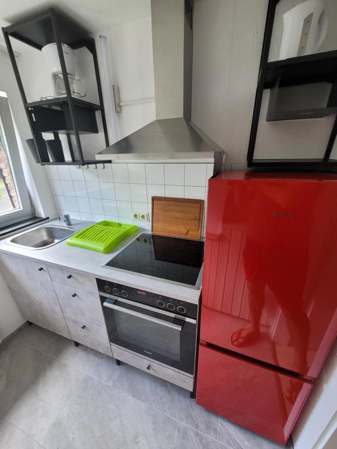 Messezimmer Am Thewissenweg Dusseldorf Ngoại thất bức ảnh