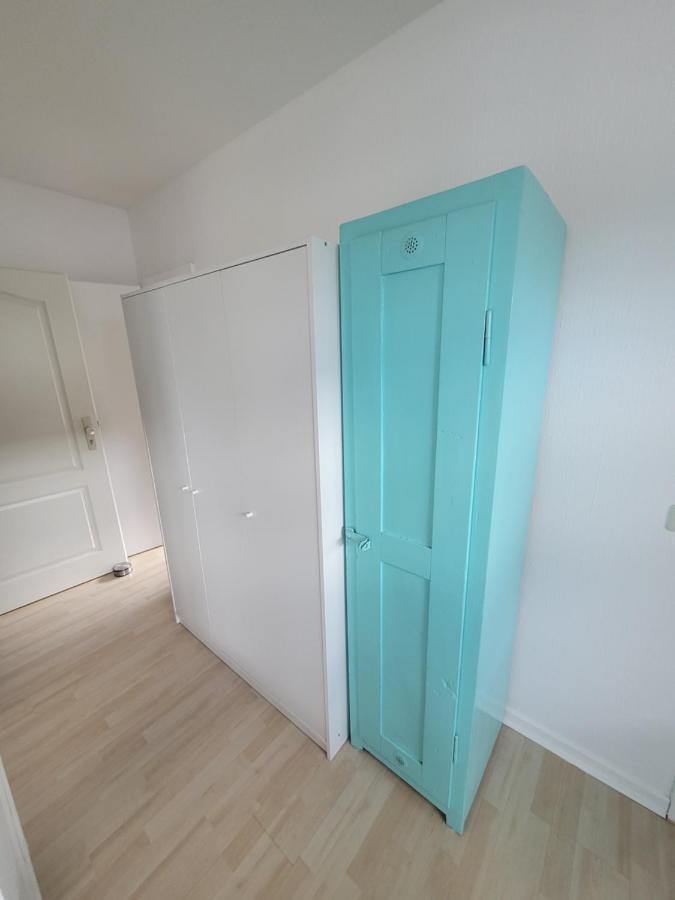 Messezimmer Am Thewissenweg Dusseldorf Ngoại thất bức ảnh