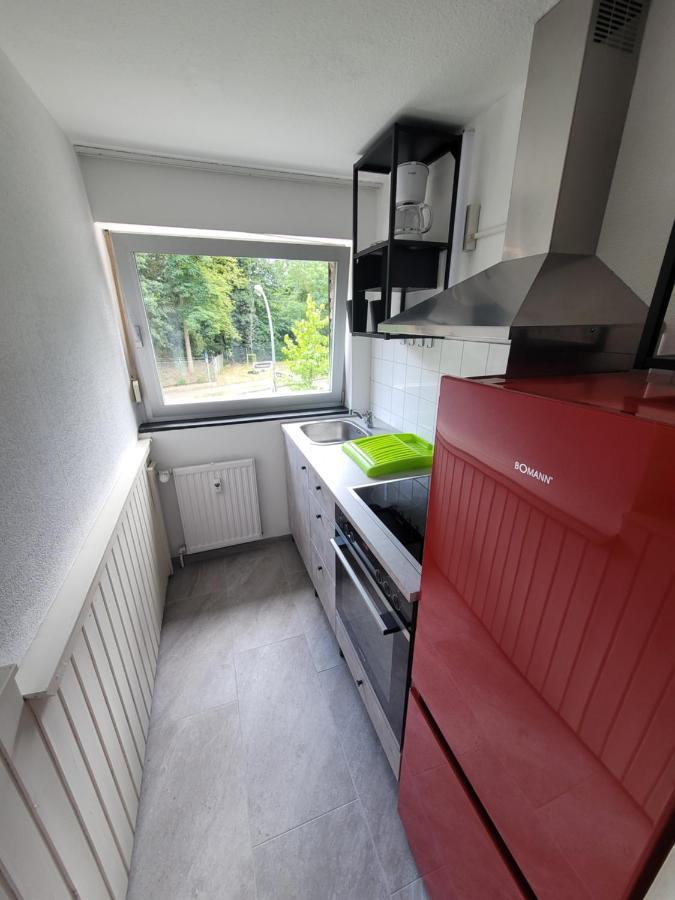 Messezimmer Am Thewissenweg Dusseldorf Ngoại thất bức ảnh