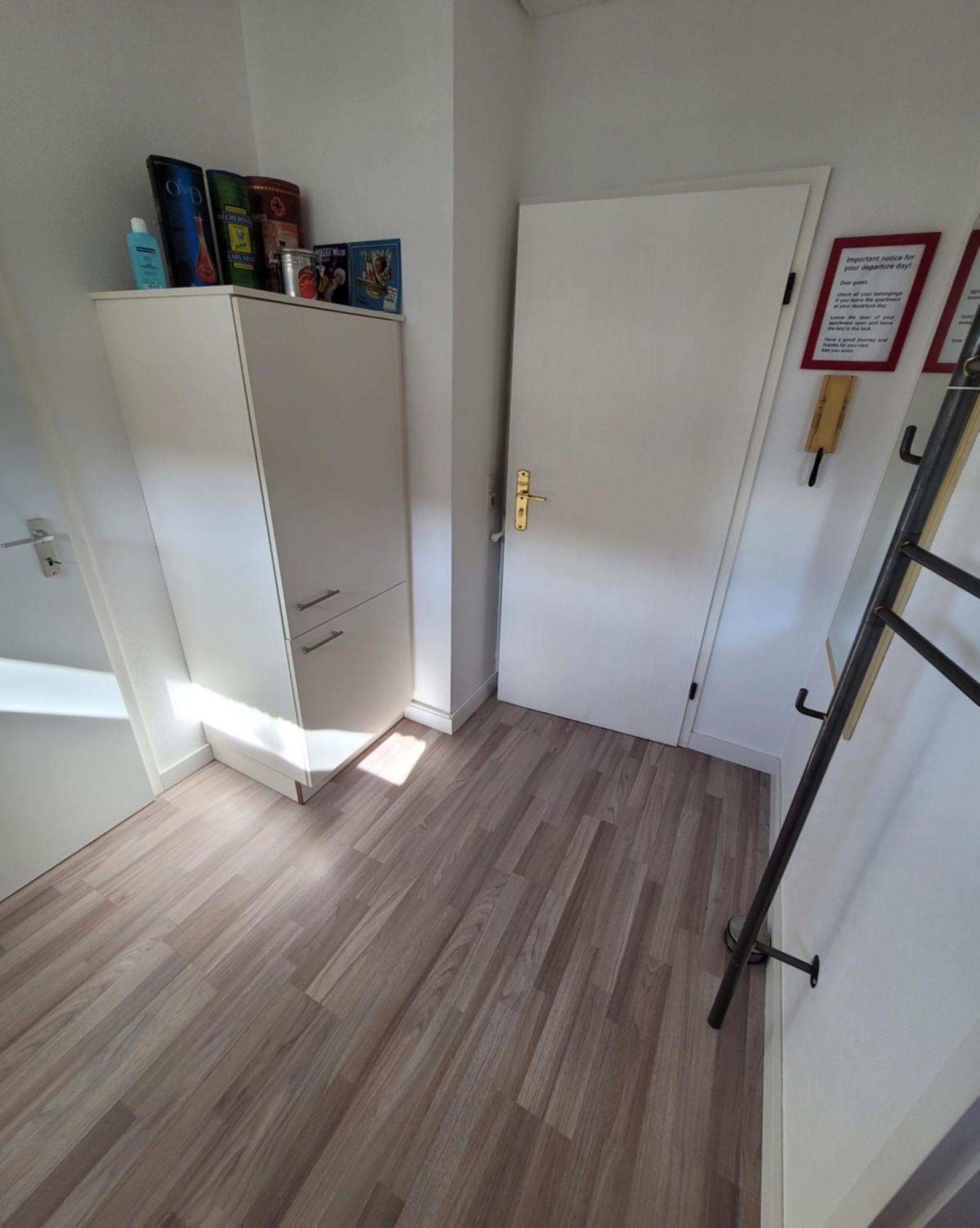 Messezimmer Am Thewissenweg Dusseldorf Ngoại thất bức ảnh