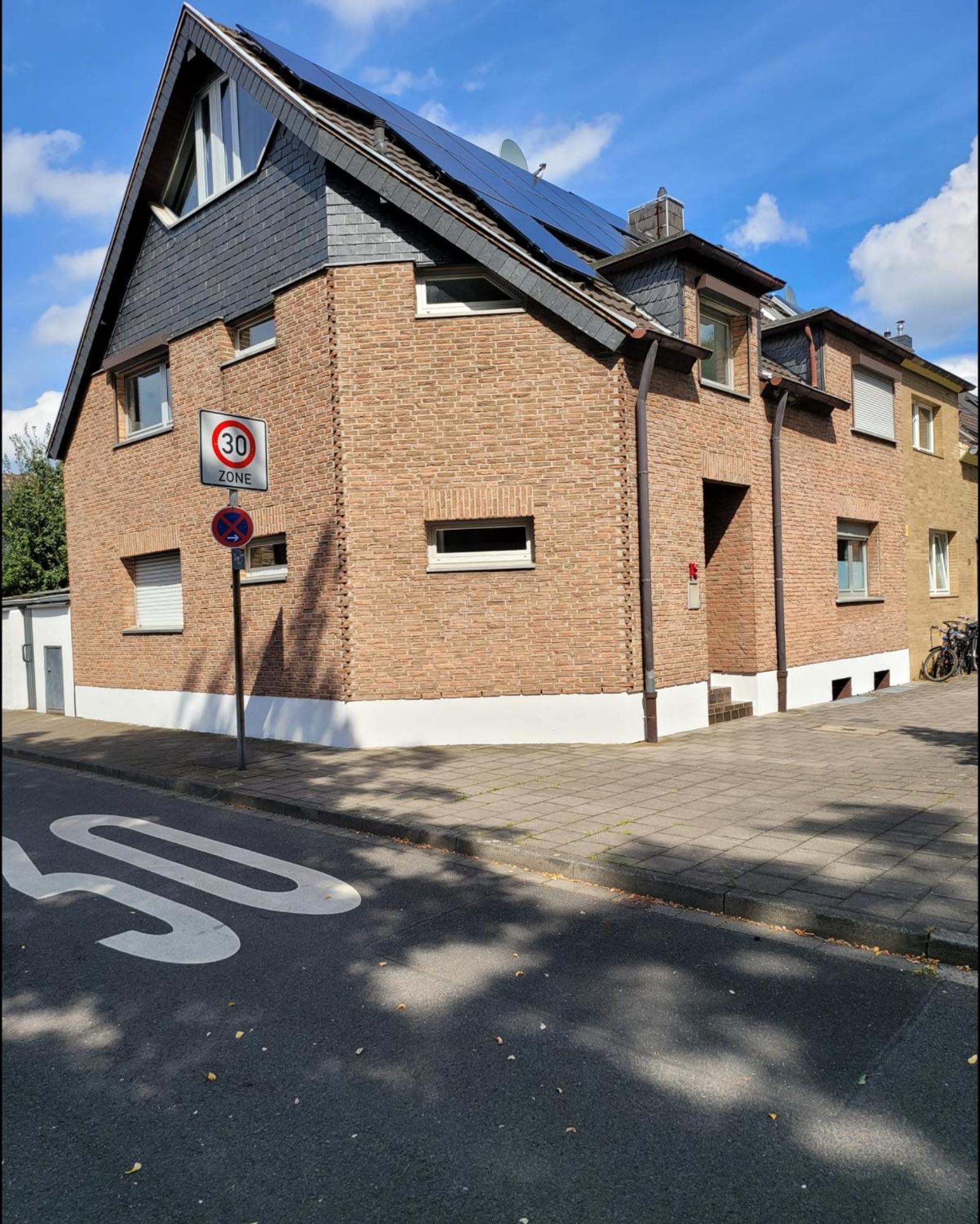 Messezimmer Am Thewissenweg Dusseldorf Ngoại thất bức ảnh