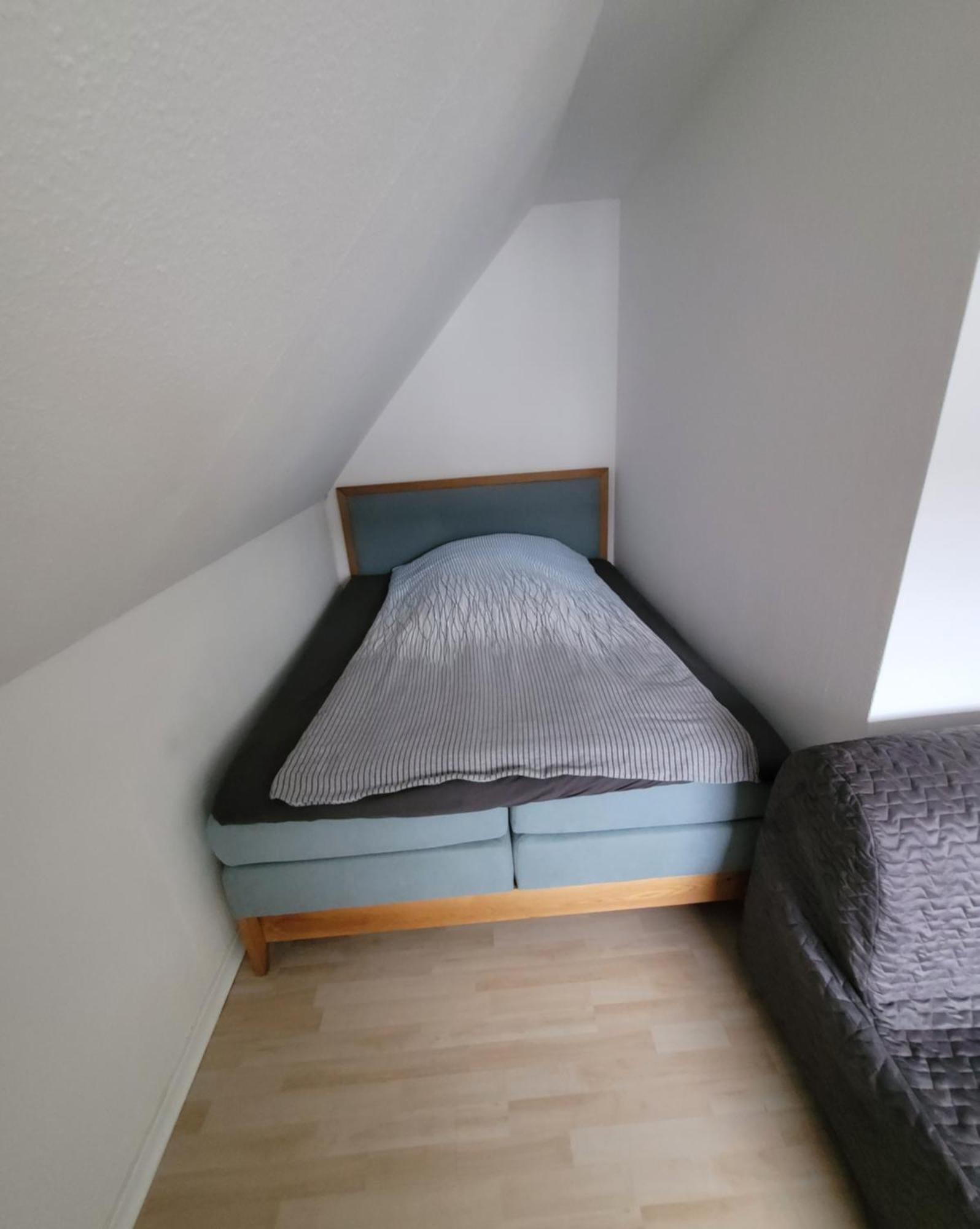Messezimmer Am Thewissenweg Dusseldorf Phòng bức ảnh
